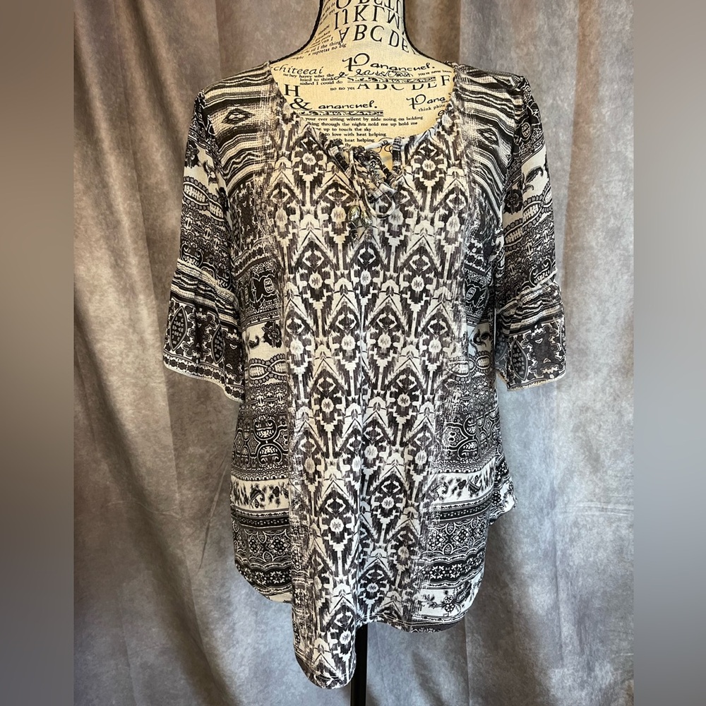 ONE WORLD Black and White Boho Blouse